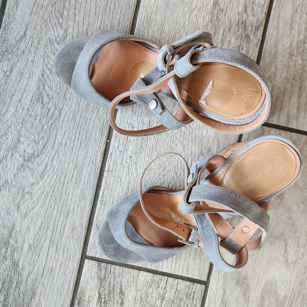 Sigerson Morrison Strappy‎ Sandals Sz 8 Cork Block Heels Padded insole Open Toe